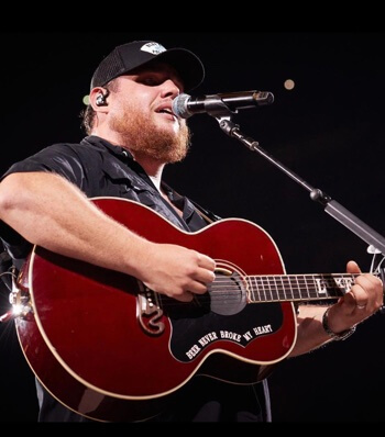 Chester Combs's son Luke Combs.